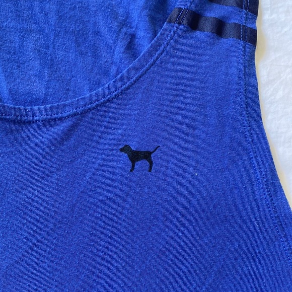 Victoria Secret Pink: Purple Blue Loose Fit, Dog Logo Wide Armholes Tank Top SzS - Picture 3 of 9